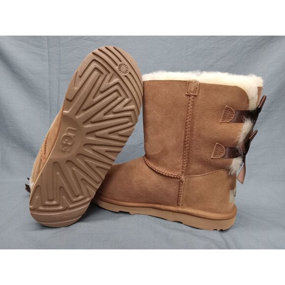 UGG Australia Girls K Bailey Bow II Chestnut Slip- On Boots Size 6 NEW IN BOX! - Picture 2 of 13